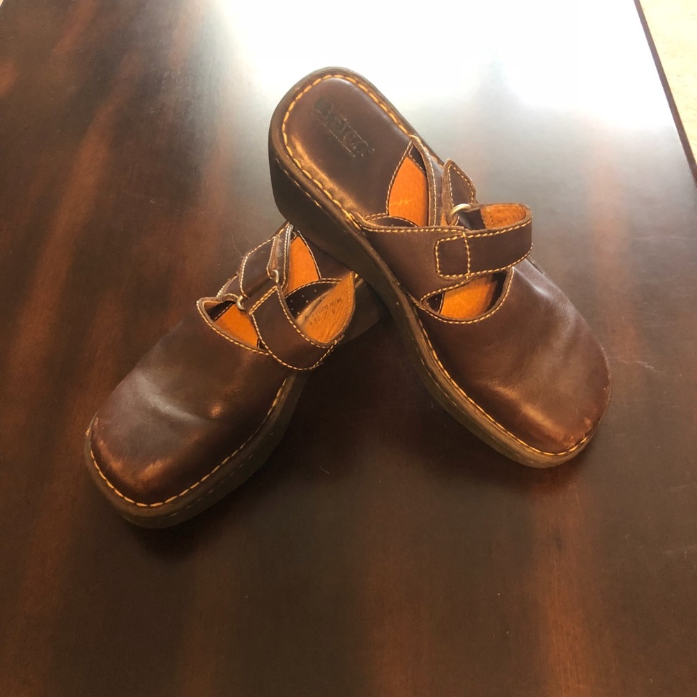 🏆HP🏆 Brown Born Clogs